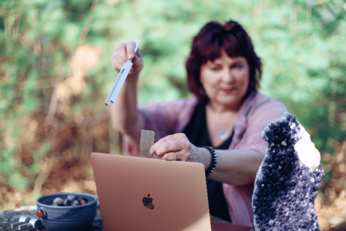 I use Gemstone & Tuning Forks during your session