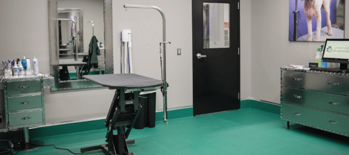 Grooming Room