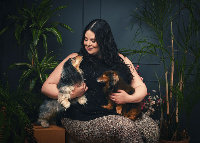 Lynette, the photographer behind Willow Bee Photography